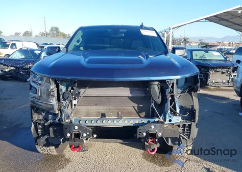 2020 Chevrolet Silverado 1500 4Wd Short Bed Lt Trail Boss z USA, uszkodzony, nr VIN 3GCPYFED6LG360394